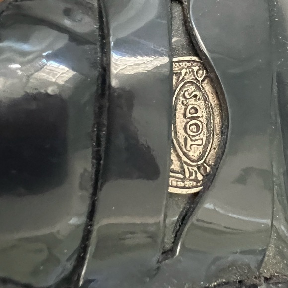 Tod’s navy patent leather driving penny loafers - Picture 5 of 10